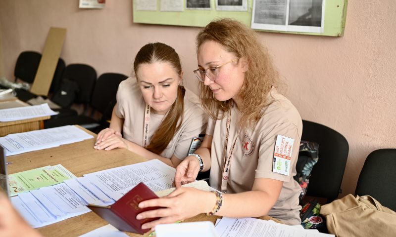 Допомога з легкого та середнього ремонту в Харківській області